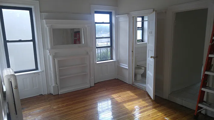 Rented by Reginald Jacobs | media 40