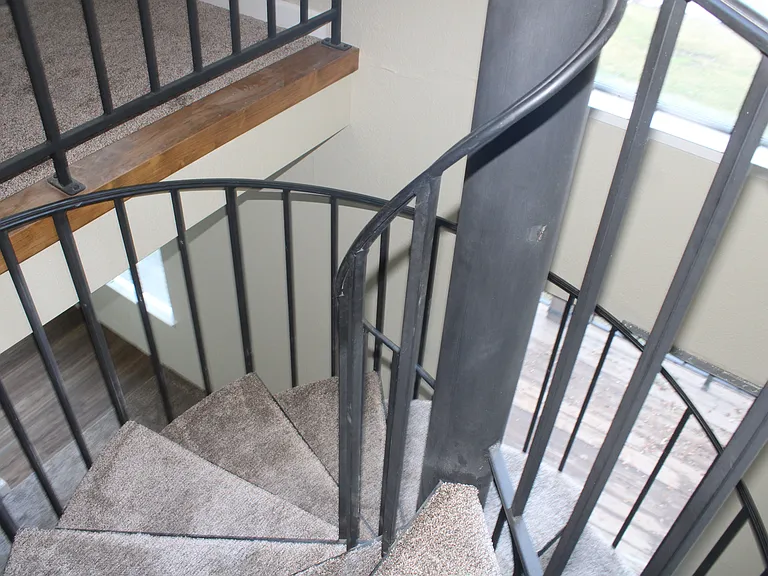 1117 Clifford Dr — Photo 41