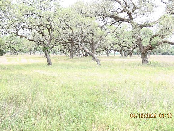 3rd image of 1052 Rail Head Rd