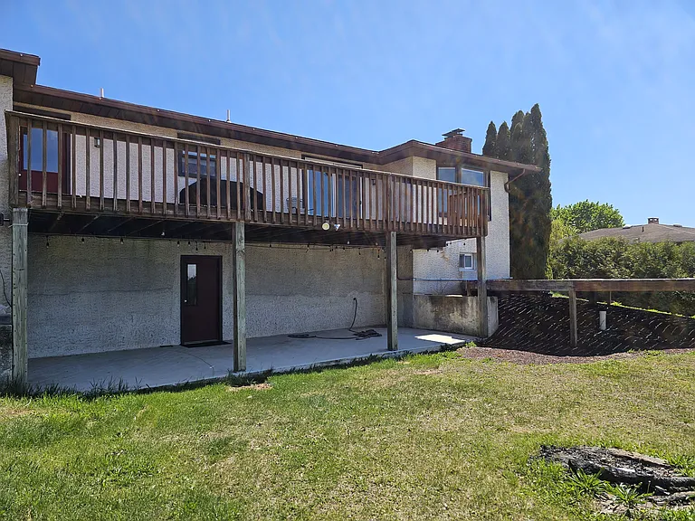 224 Laurel Dr — Photo 39