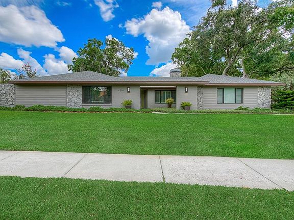3rd image of 4214 Carrollwood Village Dr