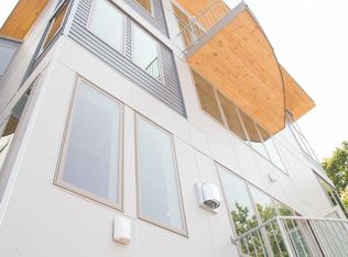 193 S Winooski Ave APT 102, Burlington, VT 05401