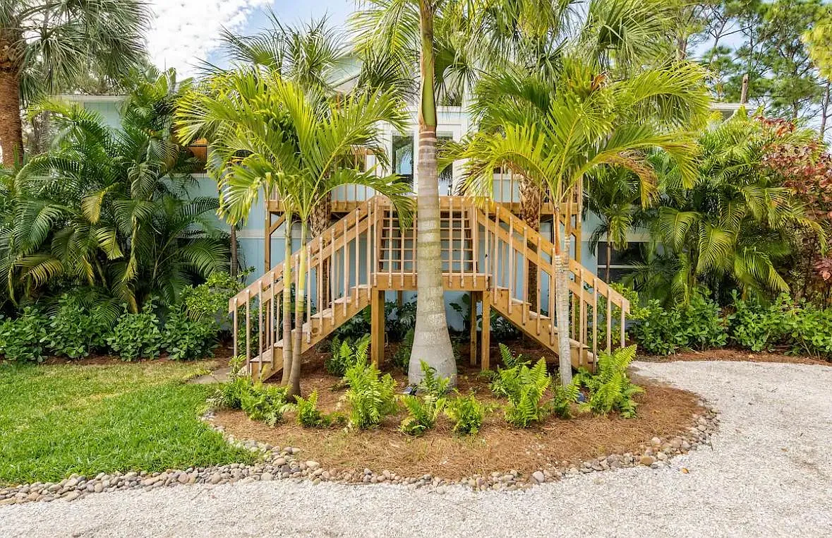 3 bed, 1300 sqft, $3,000 — Photo 3