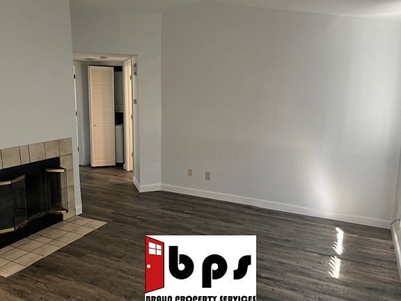 3rd image of 7091 San Joaquin St #4