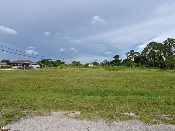 2nd image of 2031 NE 28th St