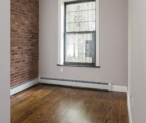 4th image of 9 W 103rd St #4C