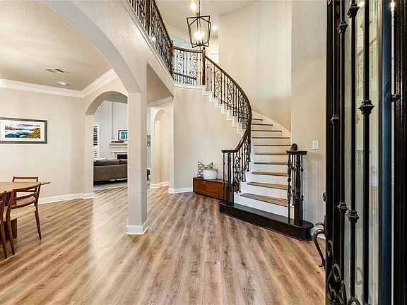 4th image of 12323 Crest Haven Lane