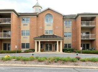 305 Village Heights Dr APT 129, State College, PA 16801