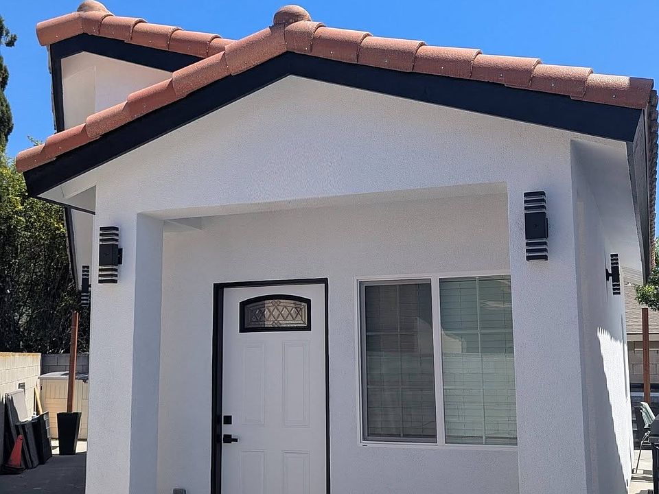 1st image of 210 W Harvey Ave #2