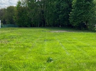 805 Utica Ave, Akron, OH 44312