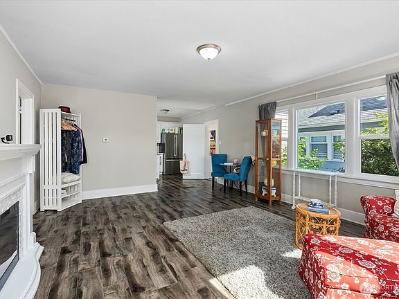 5th image of 6217 S Puget Sound Avenue