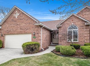 1517 Rio Grande Ct, Flint, MI 48532