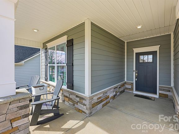 2nd image of 213 Conservancy Dr