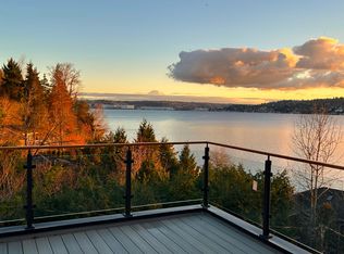 8243 W Mercer Way, Mercer Island, WA 98040
