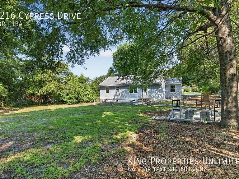1216 Cypress Dr — Photo 10