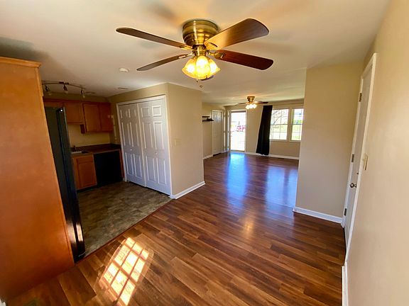 5th image of 4600 Lunenburg Dr