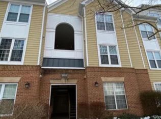 2101 Highcourt Ln APT 202, Herndon, VA 20170
