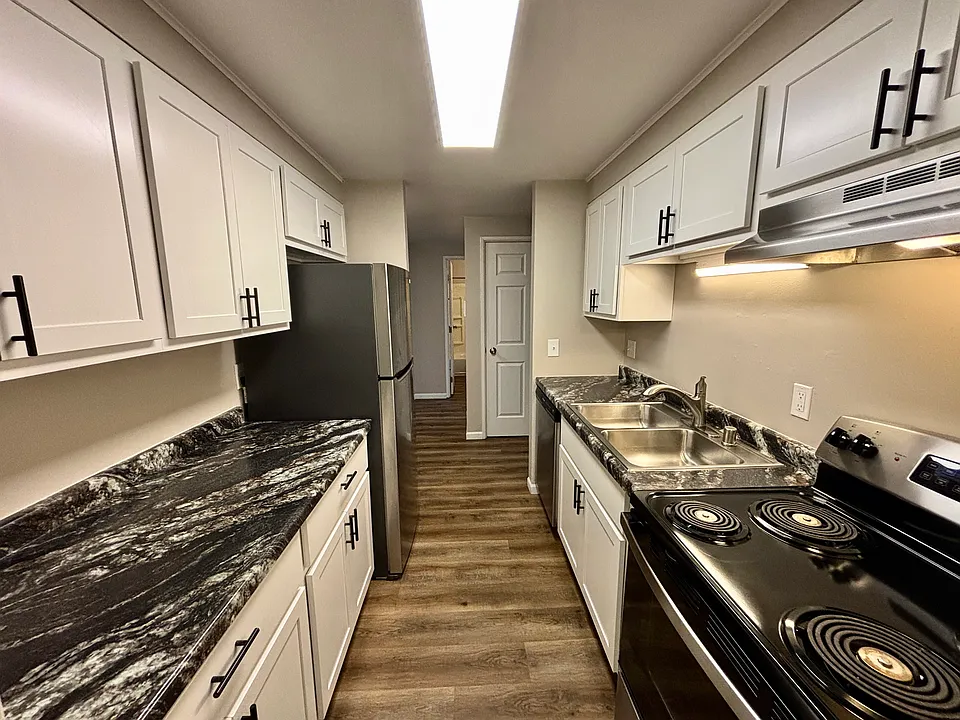 1120 Ann St #4