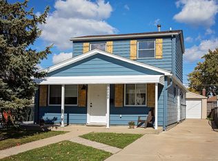 20209 Rosedale St, Saint Clair Shores, MI 48080