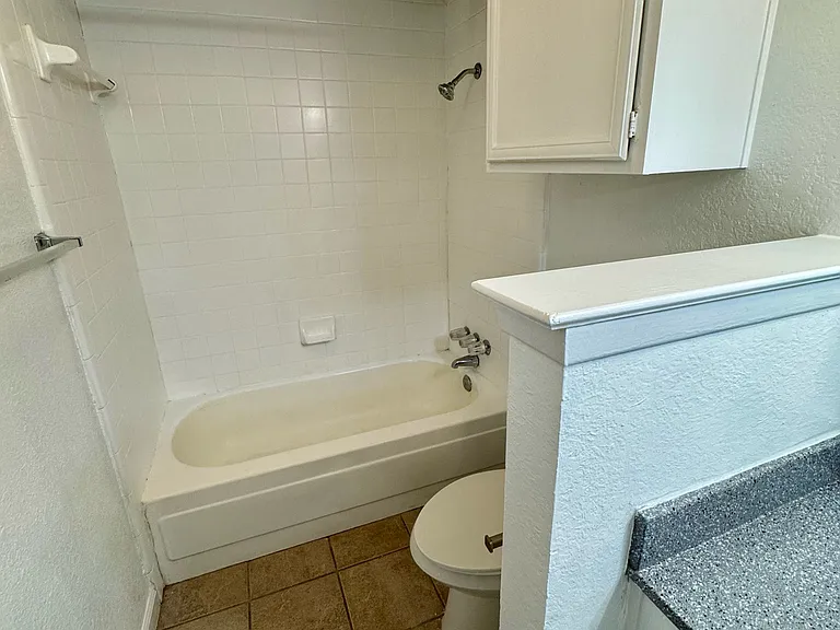 4009 Evergreen St — Photo 10