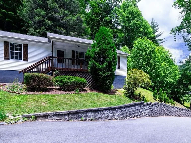 189 Poplar Hill Dr — Photo 2