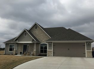2417 Players Cir, Manhattan, KS 66503