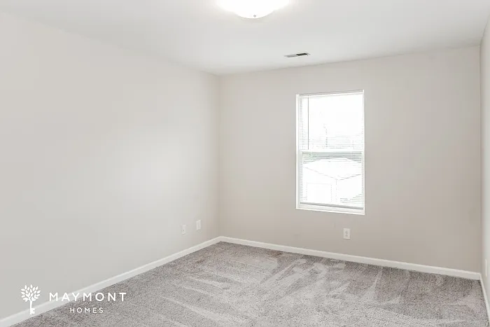 130 Dormont Dr NE — Photo 14