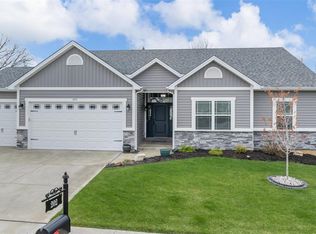 202 W Pine Creek Ct, Wentzville, MO 63385