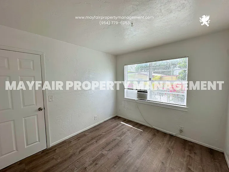 225 S B St #6 — Photo 8