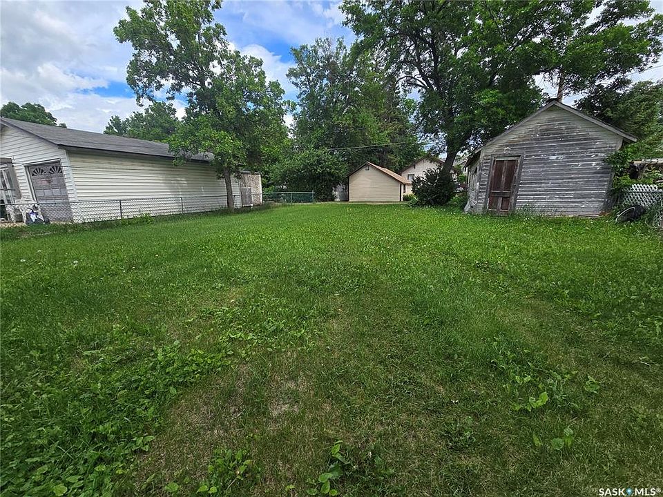 2nd image of 432 GOVERNMENT ROAD