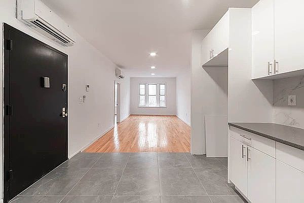 1st image of 1044 Flatbush Ave #7