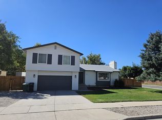 8876 S Sheffield Way, Sandy, UT 84093