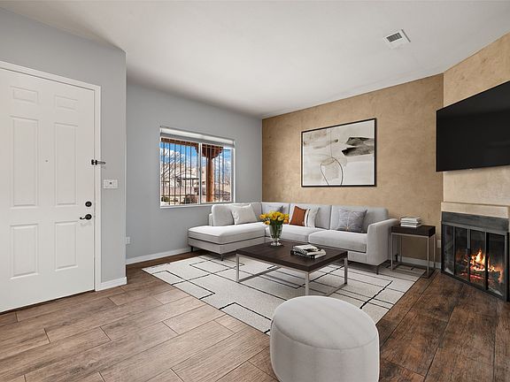 2nd image of 6494 Camino Rojo