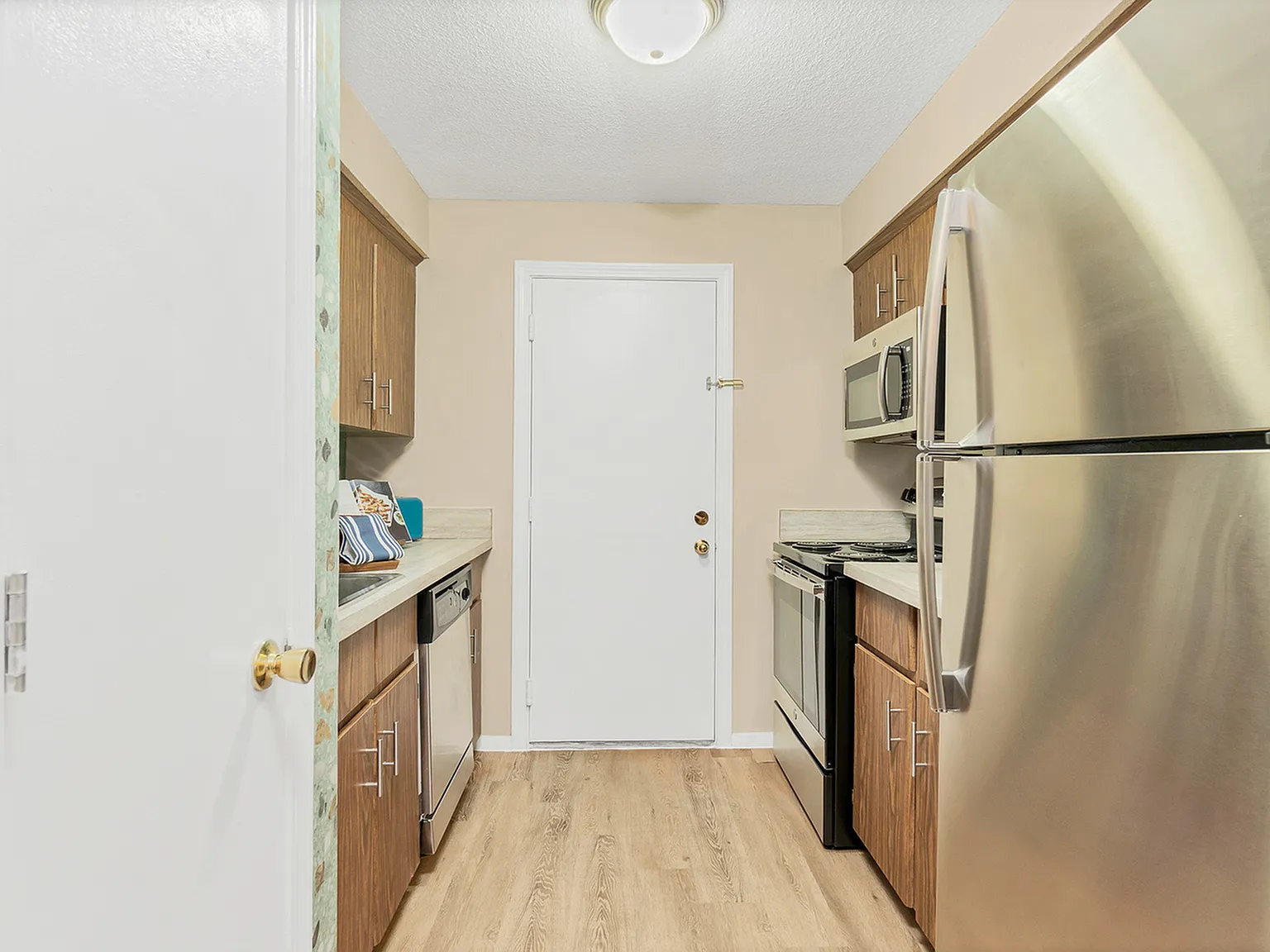 Royal Crest Estates — Photo 4