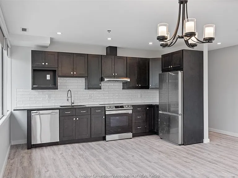 1500 Ouellette Ave #402 — Photo 21
