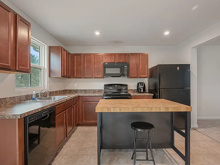 6356 Pebblebrook Dr — Photo 5