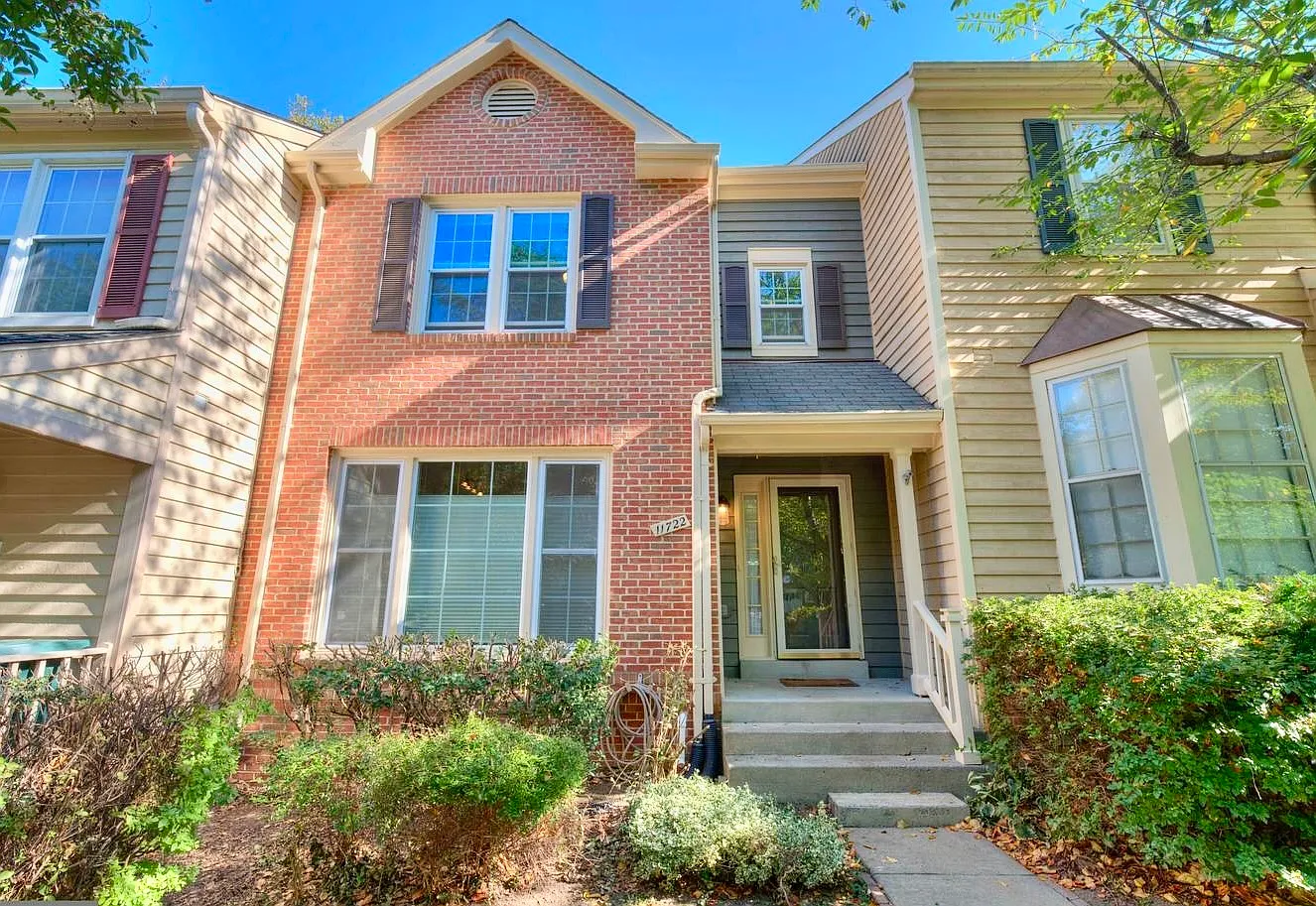 3 bed, 3.5 bath, 2130 sqft, $3,600 — Photo 1