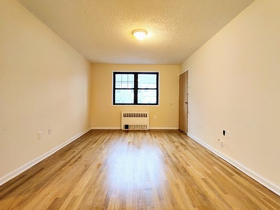 4th image of 67-38 136th St #A