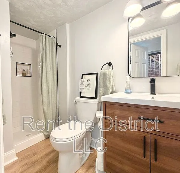420 Q St NW — Photo 6
