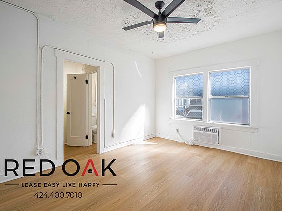 5th image of 719 N Heliotrope Dr APT 203