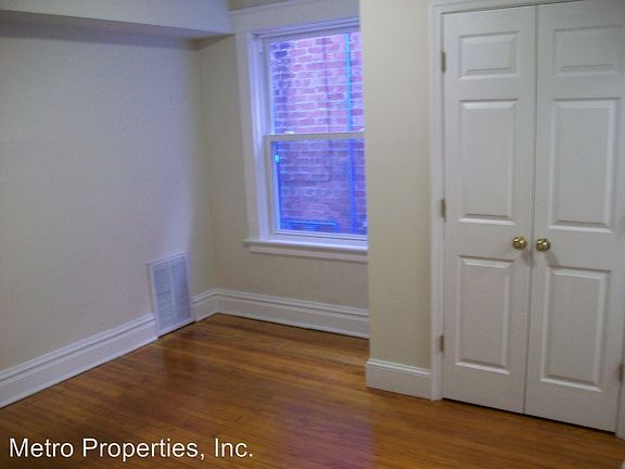 4th image of 4 S Dooley Ave #A