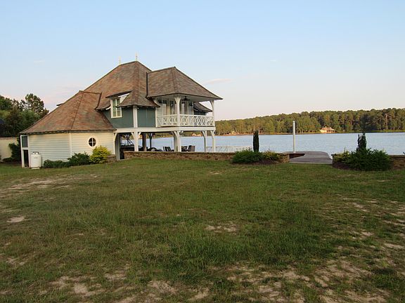 2nd image of 197 W Canebrake Blvd