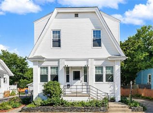 29 Rosegarden St, Warwick, RI 02888