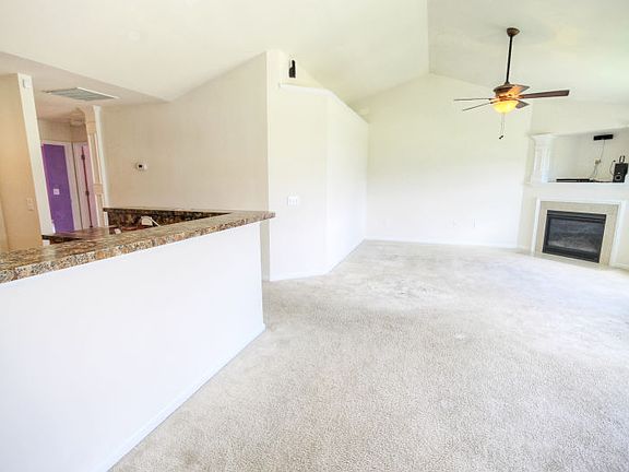 3rd image of 9809 Stockport Cir