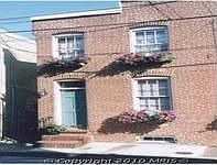 2nd image of 216 E Churchill St