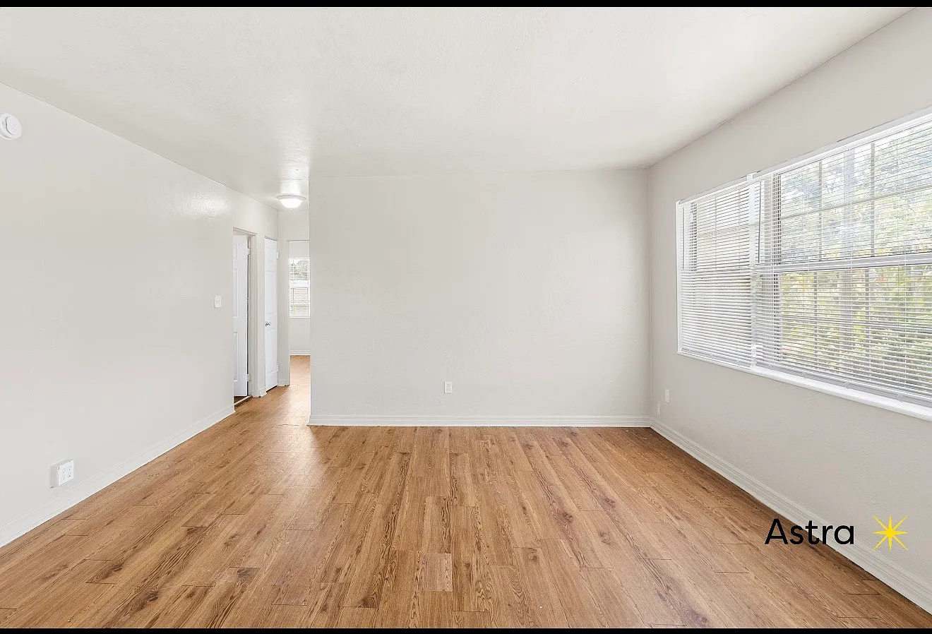3 bed, $1,695 — Photo 1