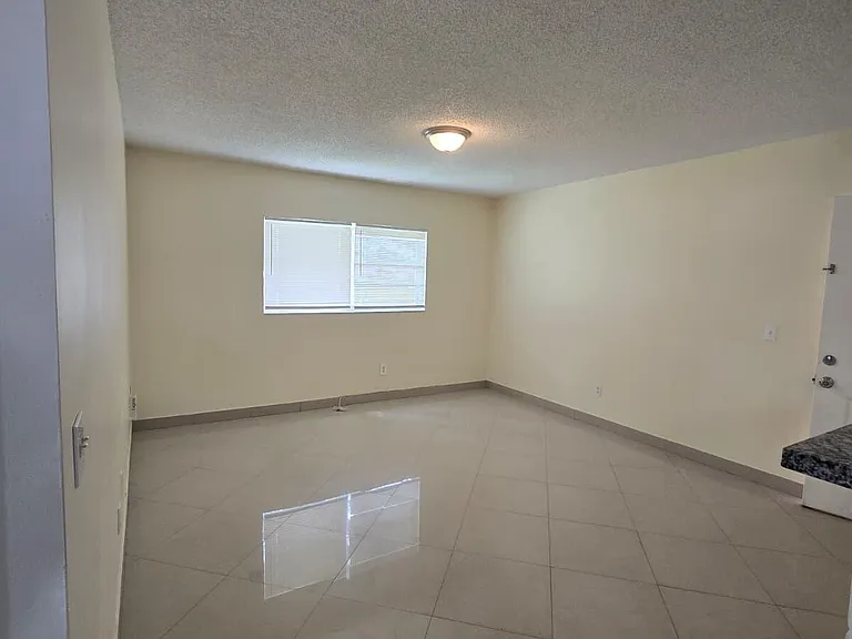 3630 N 56th Ave #308 — Photo 12