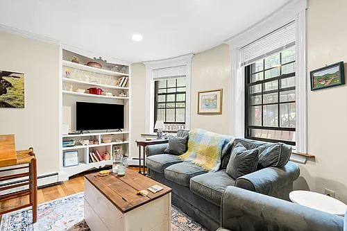 11A Hanson St #G Photo 1