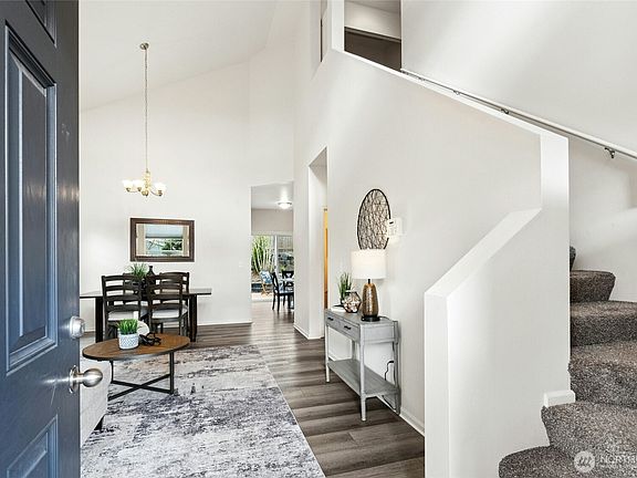 5th image of 2721 65th Street SE