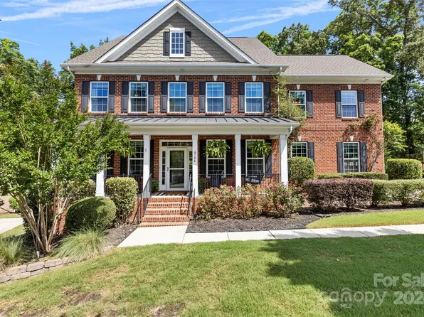 4704 Pearmain Dr, Waxhaw, NC 28173